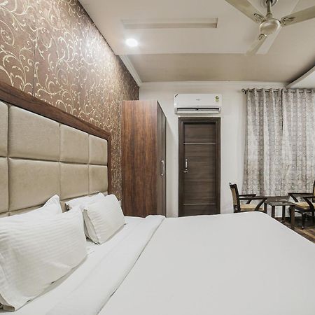 Townhouse Hollywood Heights Hotell Amritsar Exteriör bild