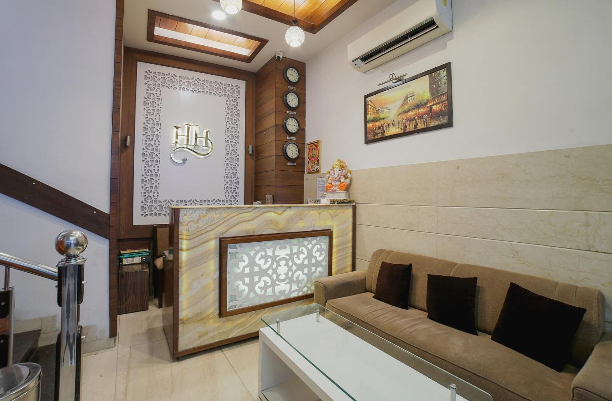 Townhouse Hollywood Heights Hotell Amritsar Exteriör bild