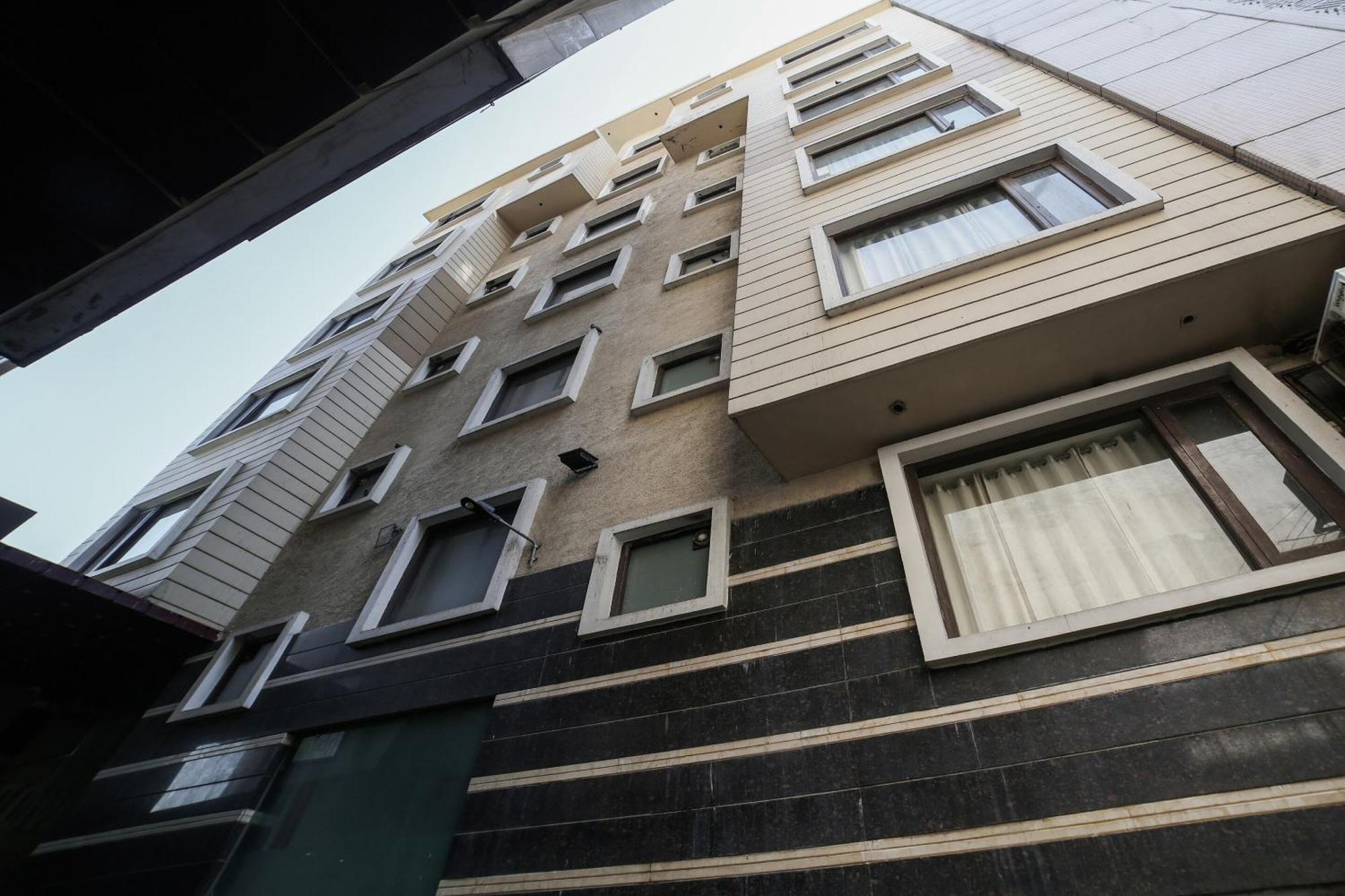 Townhouse Hollywood Heights Hotell Amritsar Exteriör bild
